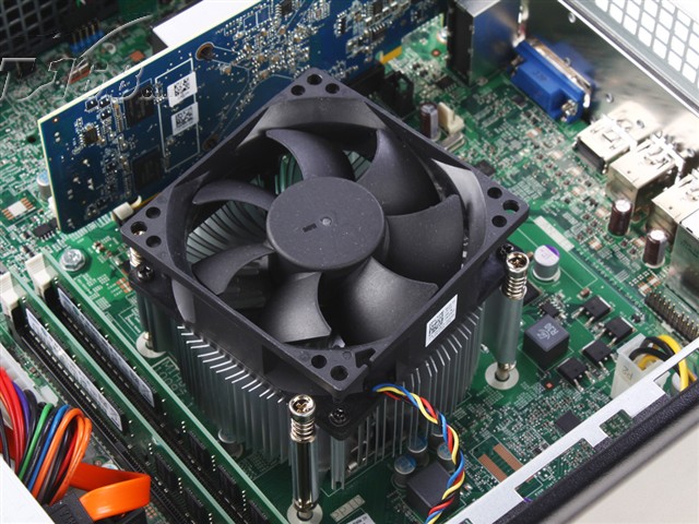 戴爾Inspiron 靈越 620s拆機實錄 硬件安裝與視覺賞析
